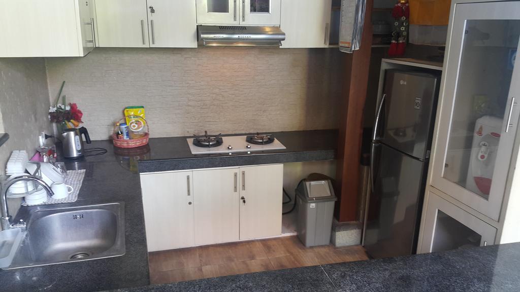 D'Astri Guesthouse Sanur Redpartner دنباسار المظهر الخارجي الصورة