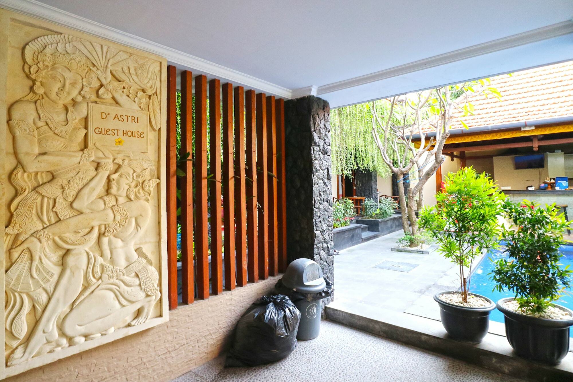 D'Astri Guesthouse Sanur Redpartner دنباسار المظهر الخارجي الصورة